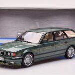 BMW Alpina B10 E34 Touring Σκούρο Πράσινο MCG 1:18 - image 6 of 6