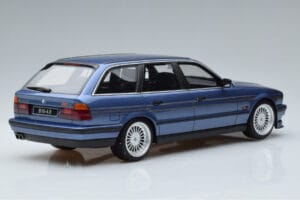 BMW Alpina B10 E34 4.0 Touring Μπλε Otto 1:18 OT944 Ρητίνη - εικόνα 2 από 6