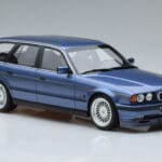 BMW Alpina B10 E34 4.0 Touring Μπλε Otto 1:18 OT944 Ρητίνη - image 4 of 6