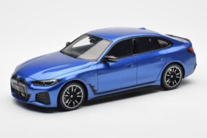 BMW i4 M50 G26 Μπλε Otto 1:18 OT453