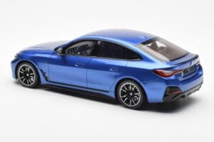 BMW i4 M50 G26 Μπλε Otto 1:18 OT453 Ρητίνη - εικόνα 5 από 6