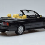 BMW M3 E30 Καμπριολέ Μαύρο Otto 1:18 - image 2 of 6