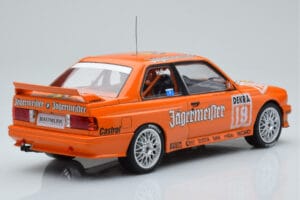 BMW M3 E30 Jagermeister #19 A. Hahne DTM Nurburgring 1992 IXO 1:18 18RMC082A Μέταλλο - εικόνα 2 από 6