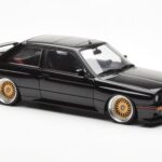 BMW M3 E30 Sport Evolution Μαύρο Custom Wheels AUTOart 1:18 - image 6 of 8