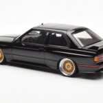 BMW M3 E30 Sport Evolution Μαύρο Custom Wheels AUTOart 1:18 - image 7 of 8