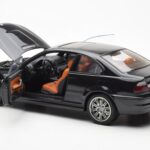 BMW M3 E46 Μαύρο AUTOart 1:18 - image 5 of 8