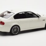 BMW M3 E90 Sedan Λευκό GT Spirit 1:18 - image 2 of 6