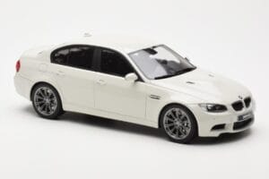 BMW M3 E90 Sedan Λευκό GT Spirit 1:18 GT053 Ρητίνη - εικόνα 4 από 6