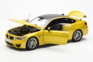 BMW M4 F82 Austin Κίτρινο Metallic Paragon 1:18 80432339606 Μέταλλο - εικόνα 2 από 8