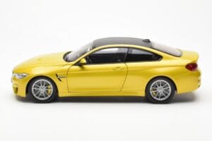 BMW M4 F82 Austin Κίτρινο Metallic Paragon 1:18 80432339606 Μέταλλο - εικόνα 4 από 8