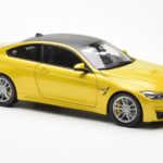 BMW M4 F82 Austin Κίτρινο Metallic Paragon 1:18 - image 6 of 8