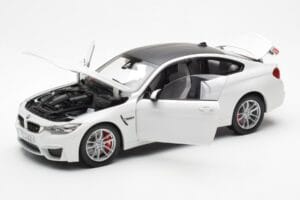 BMW M4 F82 Frozen Brilliant Λευκό Paragon 1:18 PA-97101 Μέταλλο - εικόνα 2 από 8