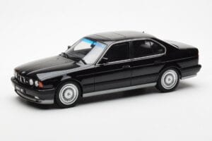 BMW M5 E34 Μαύρο Otto 1:18 OT690