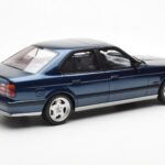 BMW M5 E34 Μπλε Metallic Otto 1:18 - image 2 of 6