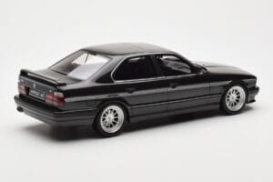 BMW M5 E34 Hartge H5 V12 Diamond Μαύρο Metallic Otto 1:18 OT362 Ρητίνη - εικόνα 2 από 6