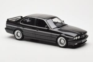 BMW M5 E34 Hartge H5 V12 Diamond Μαύρο Metallic Otto 1:18 OT362 Ρητίνη - εικόνα 4 από 6