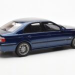 BMW M5 E39 Avus Blue Paint Issue Otto 1:18 OT070 - image 2 of 6
