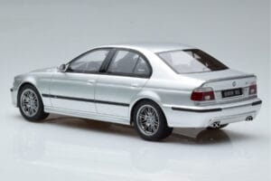 BMW M5 E39 Ασημί Otto 1:18 OT747B Ρητίνη - εικόνα 5 από 7