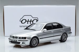BMW M5 E39 Ασημί Otto 1:18 OT747B Ρητίνη - εικόνα 7 από 7