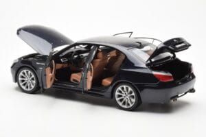 BMW M5 E60 Carbon Μαύρο Kyosho 1:18 08593BK Μέταλλο - εικόνα 5 από 8