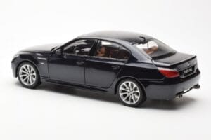 BMW M5 E60 Carbon Μαύρο Kyosho 1:18 08593BK Μέταλλο - εικόνα 7 από 8
