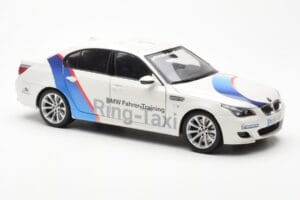 BMW M5 E60 Ring Taxi Nurburgring Kyosho 1:18 08593RT Μέταλλο - εικόνα 6 από 8