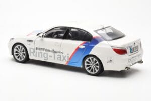 BMW M5 E60 Ring Taxi Nurburgring Kyosho 1:18 08593RT Μέταλλο - εικόνα 7 από 8