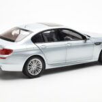 BMW M5 F10 Silverstone Ασημί Paragon 1:18 80432186353 - image 3 of 8