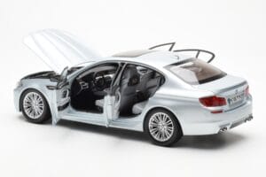 BMW M5 F10 Silverstone Ασημί Paragon 1:18 80432186353 Μέταλλο - εικόνα 5 από 8