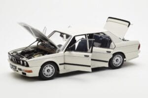BMW M535i E28 Alpine Λευκό AUTOart 1:18 75161 Μέταλλο - εικόνα 2 από 10