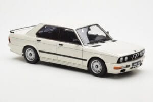 BMW M535i E28 Alpine Λευκό AUTOart 1:18 75161 Μέταλλο - εικόνα 6 από 10