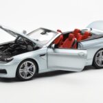 BMW M6 F12 Καμπριολέ Silverstone Ασημί II Paragon 1:18 - image 2 of 8