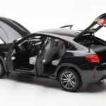 BMW X6 M F86 Sapphire Μαύρο Metallic Norev 1:18 - image 5 of 8