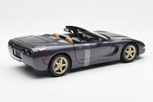 Chevrolet Corvette C5 Καμπριολέ Μωβ Περλέ Μεταλλικό UT Models 1:18 21010 Μέταλλο - εικόνα 2 από 6