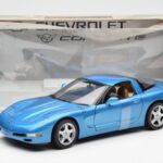 Chevrolet Corvette C5 Μπλε Μεταλλικό UT Models 1:18 - image 6 of 6