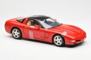 Chevrolet Corvette C5 Hardtop Κόκκινο UT Models 1:18 21041 Μέταλλο - εικόνα 4 από 6