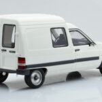 Citroen C15 D Λευκό Otto 1:18 - image 2 of 6