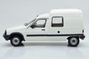 Citroen C15 D Λευκό Otto 1:18 OT956 Ρητίνη - εικόνα 3 από 6