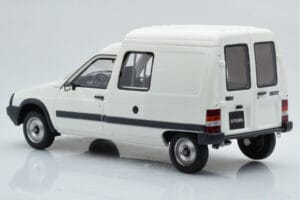 Citroen C15 E Λευκό Otto 1:18 OT956B Ρητίνη - εικόνα 4 από 6