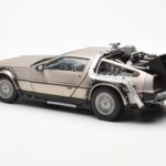 DeLorean DMC-12 Time Machine Back to the Future Ασημί Sun Star 1:18 - image 4 of 8