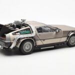 DeLorean DMC-12 Time Machine Back to the Future Ασημί Sun Star 1:18 - image 5 of 8