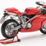 Ducati 999 Κόκκινο Minichamps 1:12 - image 3 of 4