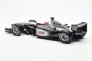 McLaren MP4/17D #6 K. Raikkonen F1 2003 Hot Wheels 1:18 B1650 Μέταλλο - εικόνα 4 από 6