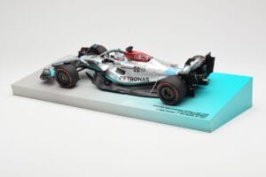 Mercedes AMG Petronas W13 E Performance #63 G. Russell Brazilian GP 1st Win 2022 Minichamps 1:18 113222163 Ρητίνη - εικόνα 3 από 4