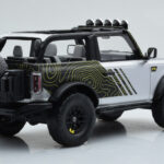 Ford Bronco RTR Iconic Ασημί GT Spirit 1:18 - image 2 of 6