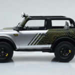 Ford Bronco RTR Iconic Ασημί GT Spirit 1:18 - image 3 of 6