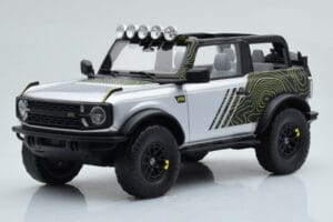 Ford Bronco RTR Iconic Ασημί GT Spirit 1:18 GT404