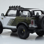 Ford Bronco RTR Iconic Ασημί GT Spirit 1:18 - image 5 of 6