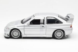 Ford Escort RS Cosworth Έκδοση Δρόμου Ασημί UT Models 1:18 22706 Μέταλλο - εικόνα 3 από 6