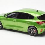 Ford Focus Mk5 ST Phase 2 Mean Πράσινο Otto 1:18 OT450 - image 5 of 6